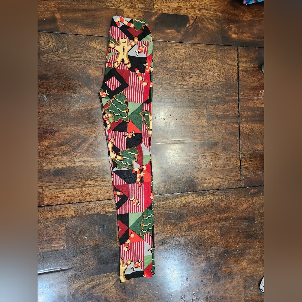 Lularoe Christmas leggings